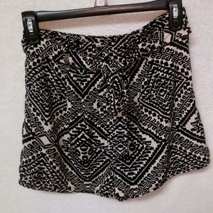 Monteau Flowy Shorts with Tie